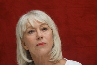 Helen Mirren Poster 2440959