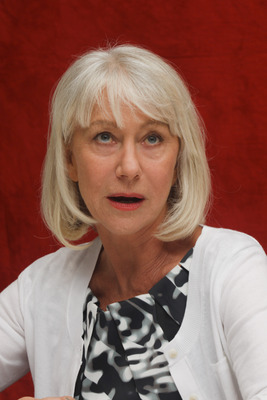Helen Mirren Poster 2440971