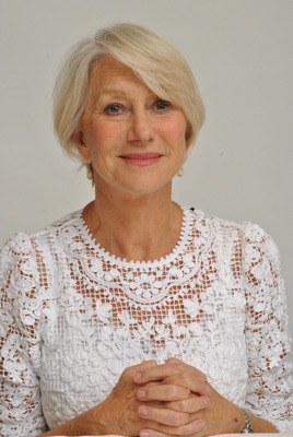 Helen Mirren Poster 2491825