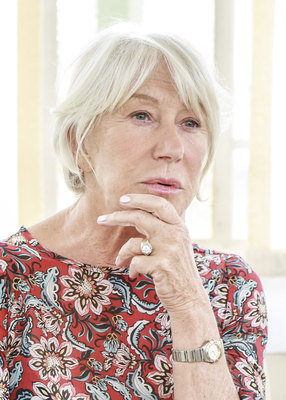 Helen Mirren Poster 2850334