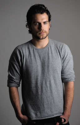 Henry Cavill Poster 2210112