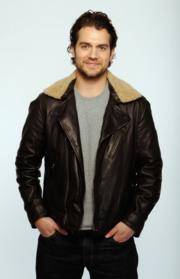 Henry Cavill Poster 2210116