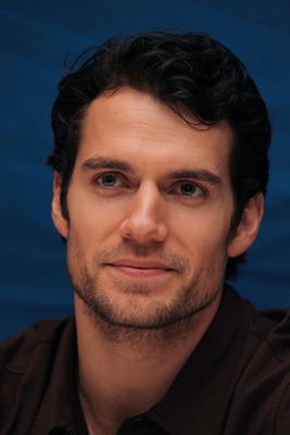 Henry Cavill Poster 2437149