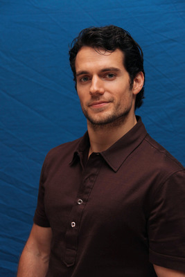 Henry Cavill Poster 2437154