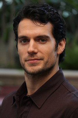 Henry Cavill Poster 2444167
