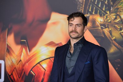 Henry Cavill Poster 2836403
