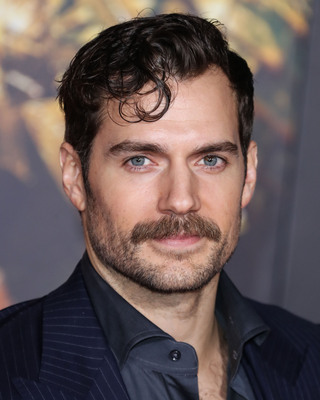 Henry Cavill Poster 2836404