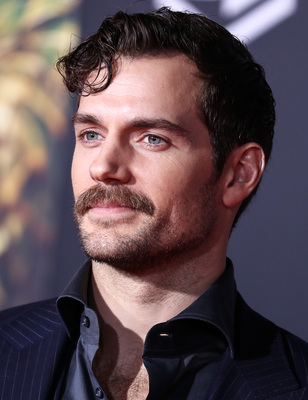 Henry Cavill Poster 2836410