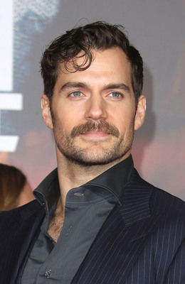 Henry Cavill Poster 2898748