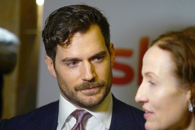 Henry Cavill Poster 2898802