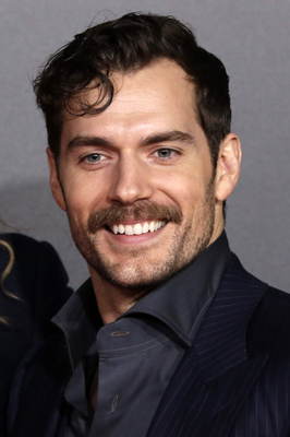Henry Cavill Poster 2898803