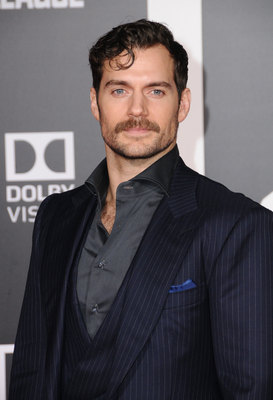 Henry Cavill Poster 2898828