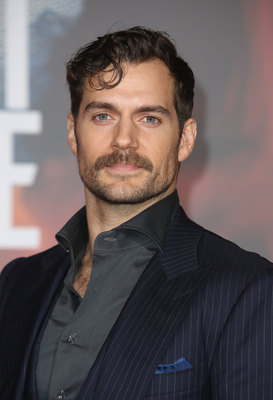 Henry Cavill Poster 2898858