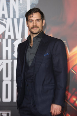Henry Cavill Poster 2898863