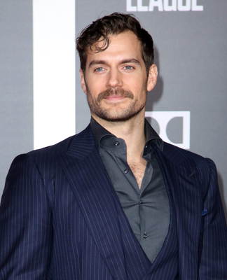 Henry Cavill Poster 2898947