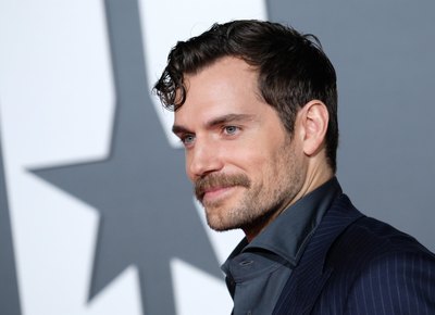 Henry Cavill Poster 2898987