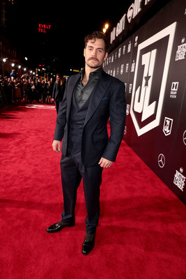 Henry Cavill Poster 2898995