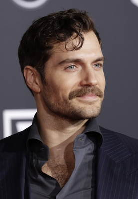 Henry Cavill Poster 2899035