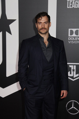 Henry Cavill Poster 2899037