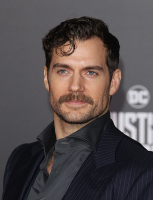 Henry Cavill Poster 2899041