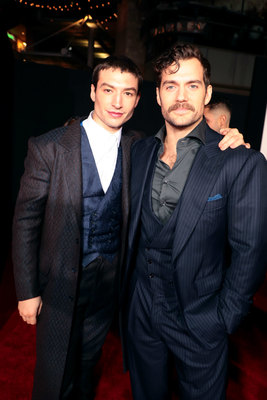 Henry Cavill Poster 2899060