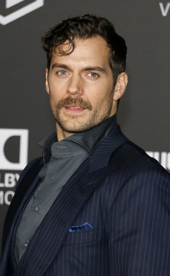 Henry Cavill Poster 2899064