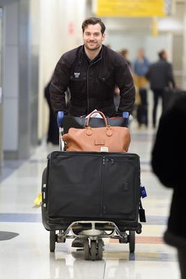 Henry Cavill Poster 2933713