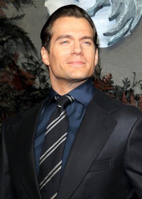Henry Cavill Poster 3908885