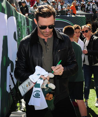Hugh Jackman Poster 2791608