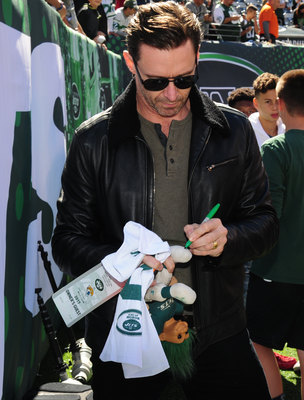 Hugh Jackman Poster 2791633