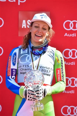 Ilka Stuhec Poster 3637684