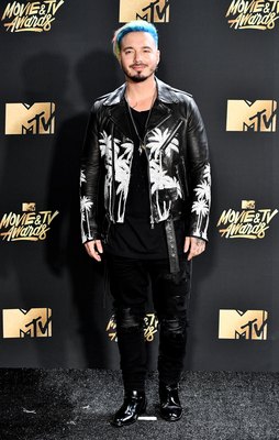 J Balvin Poster 3083483