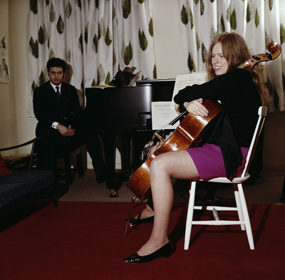 Jacqueline du Pre Poster 2521356