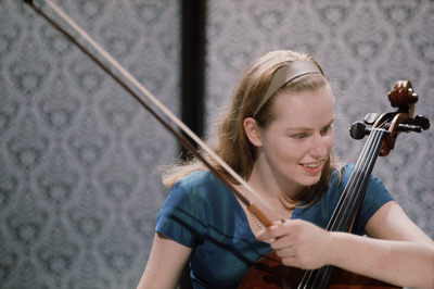 Jacqueline du Pre Poster 2521383