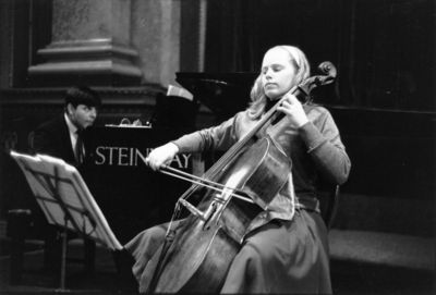 Jacqueline du Pre Poster 2521424