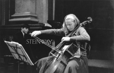 Jacqueline du Pre Poster 2521431