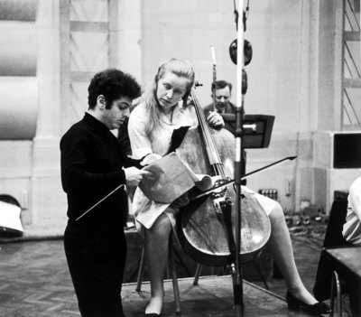 Jacqueline du Pre Poster 2521434