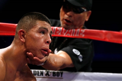 Jaime Munguia Poster 3591403