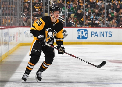 Jake Guentzel Poster 3556045