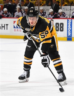 Jake Guentzel Poster 3556055