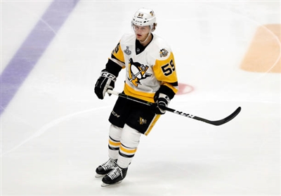Jake Guentzel Poster 3556071