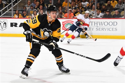 Jake Guentzel Poster 3556072