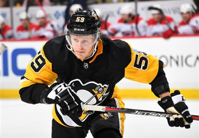 Jake Guentzel Poster 3556073