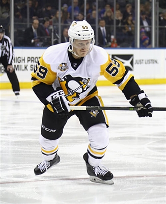 Jake Guentzel Poster 3556077