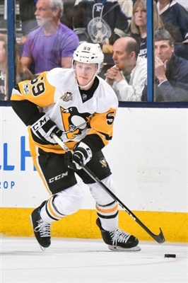 Jake Guentzel Poster 3556089