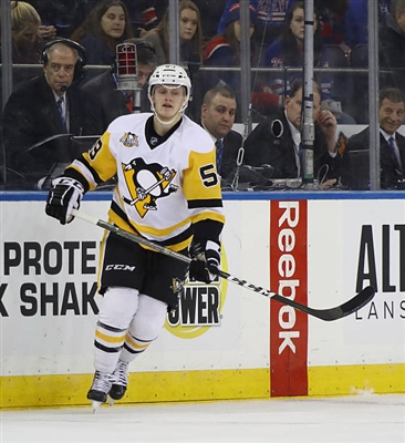 Jake Guentzel Poster 3556102
