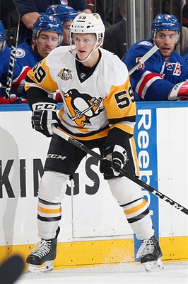 Jake Guentzel Poster 3556121