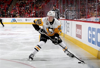 Jake Guentzel Poster 3556143