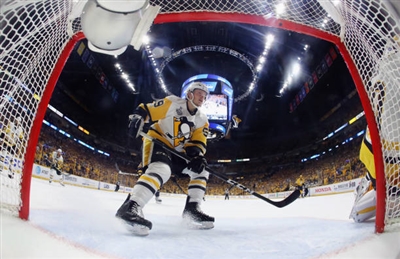 Jake Guentzel Poster 3556150