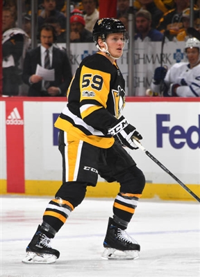 Jake Guentzel Poster 3556154
